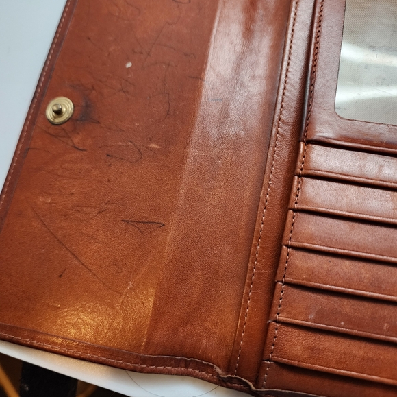 Dooney And Bourke Vintage Alto Executive Cognac Tote And Wallet - Picture 16 of 17